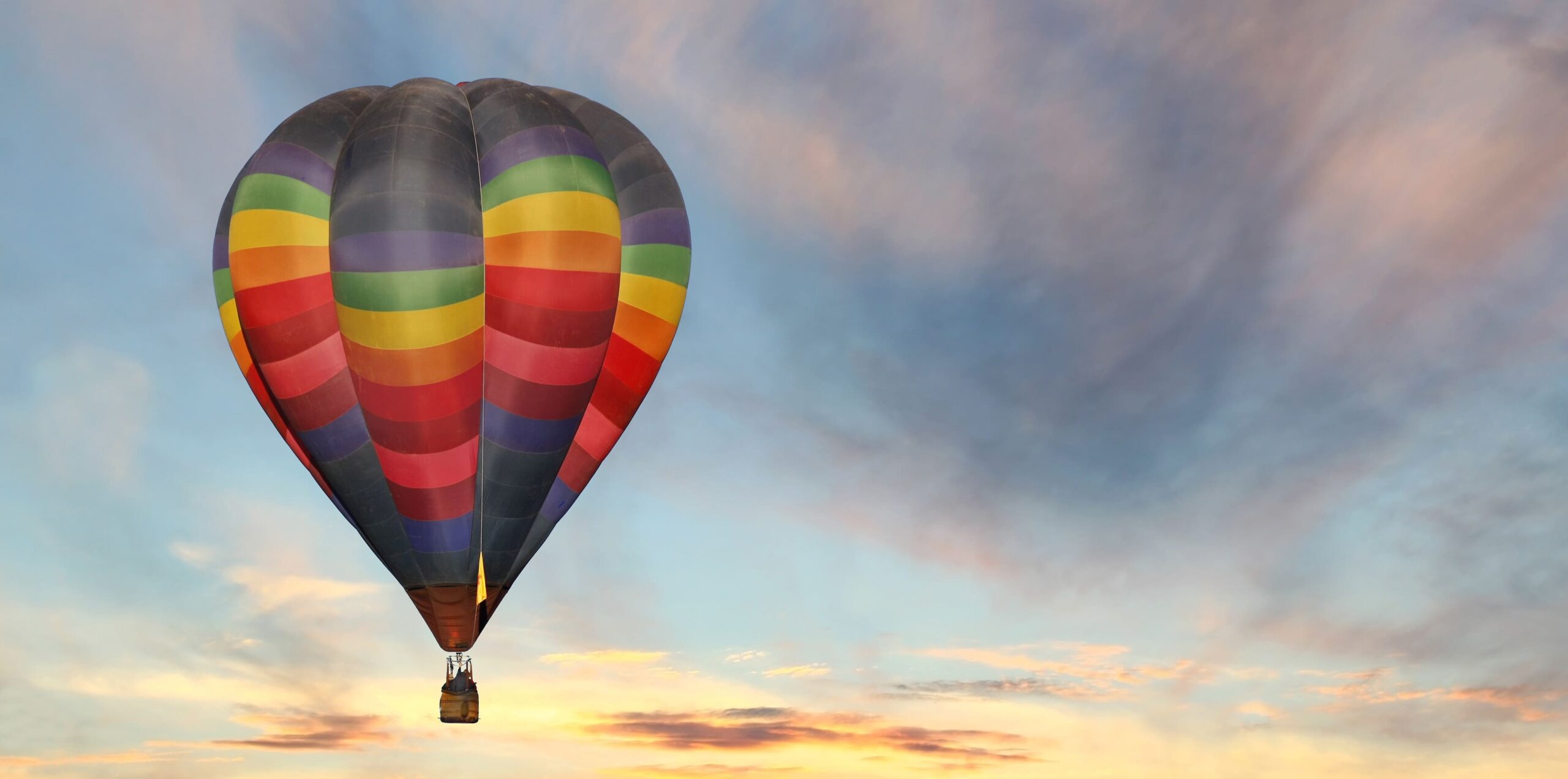 hot-air-balloon-sky-1